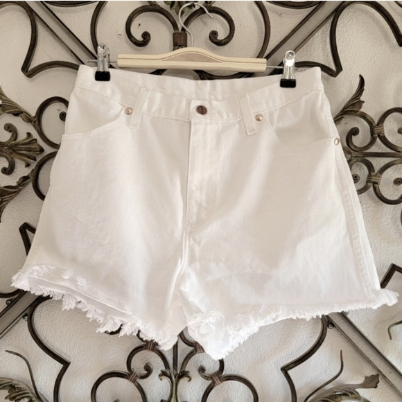 Wrangler High-rise Cutoffs - Picture 1 of 4